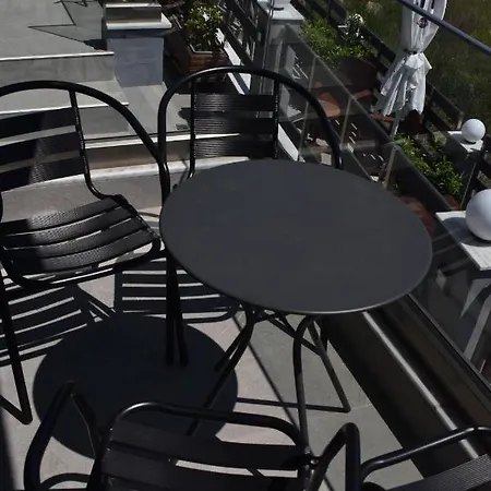 Relaxo Maisonette Elia * Неа-Перамос