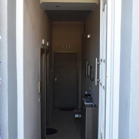 Relaxo Maisonette Elia *