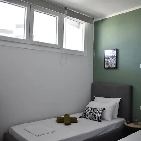 Relaxo Maisonette Elia * Неа-Перамос