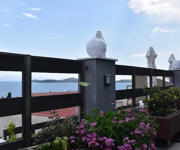 Relaxo Maisonette Elia * Néa Péramos